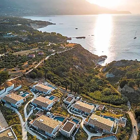 فندق Eliamos & - Relais & Chateaux 5*