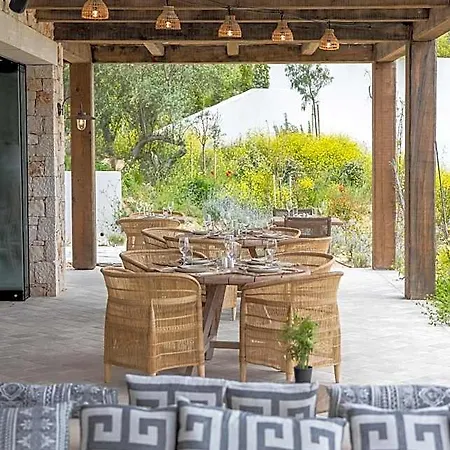 Eliamos & - Relais & Chateaux Valsamata